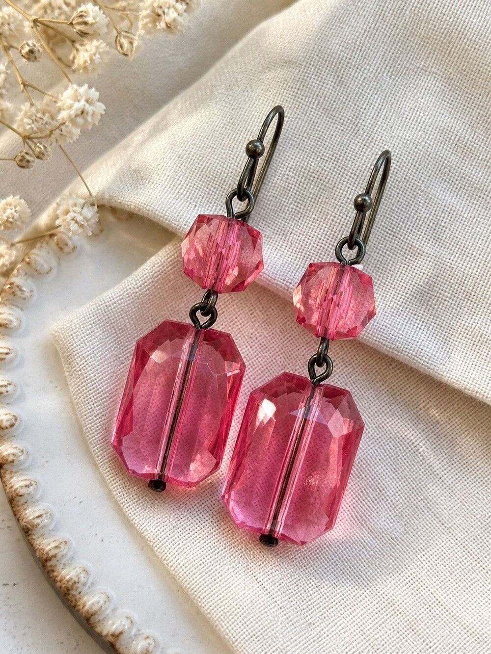 Vintage Pink Faceted Lucite Drop Earrings Retro 1960s Dangle Antique Bronze